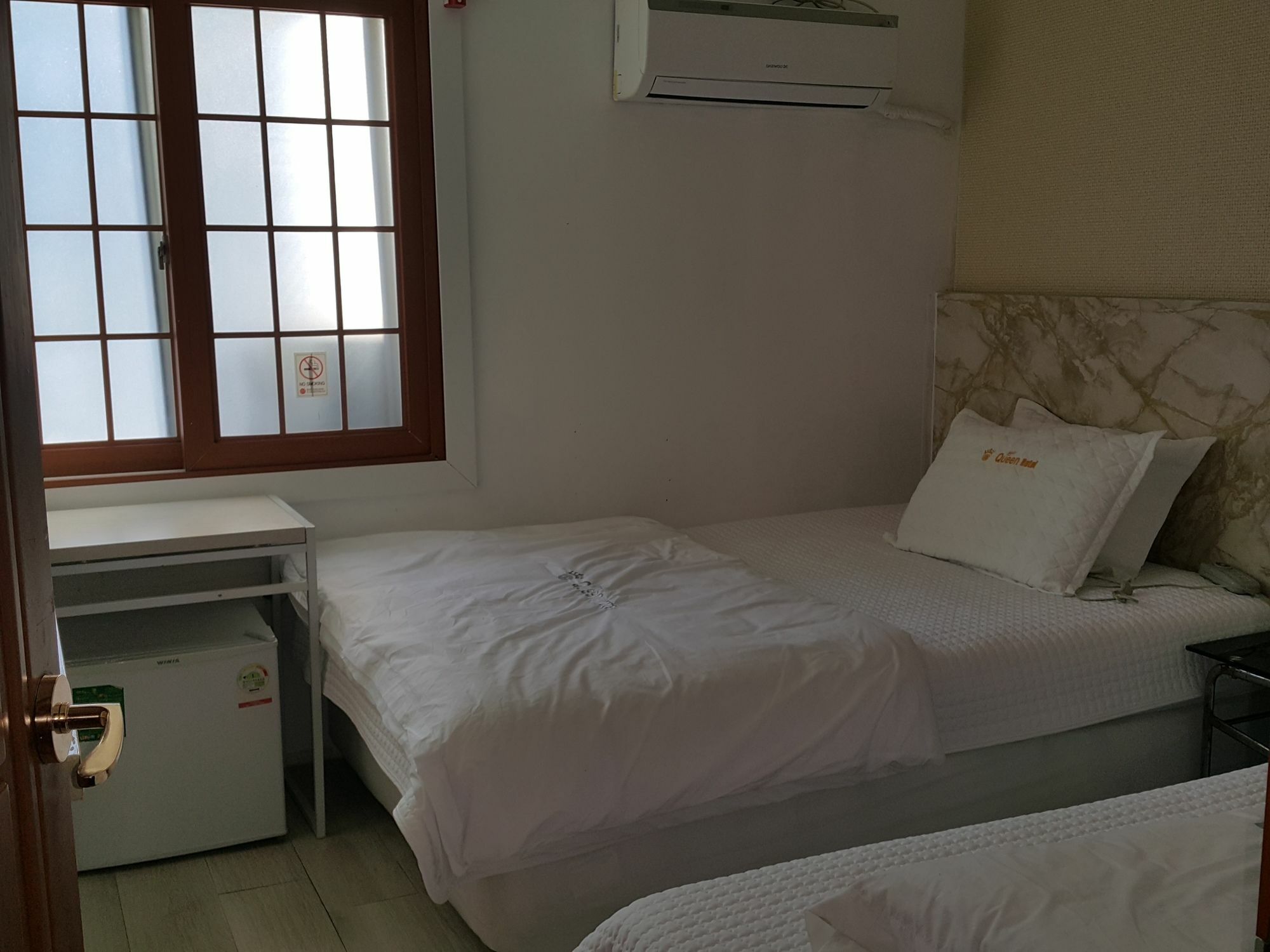 Hotel Queen 釜山広域市 エクステリア 写真